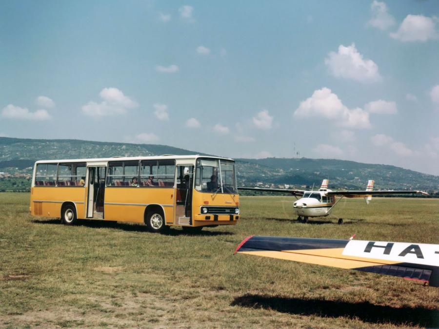  Ikarus 266 1972 года  (фото 10 из 14)